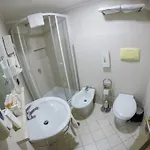Comfort Center Hotel