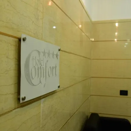 Hotel Comfort Center 4*