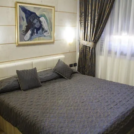 Comfort Center Tirana