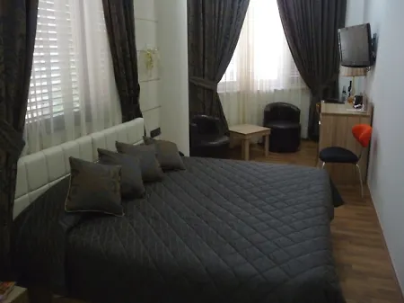 Comfort 4* Τίρανα