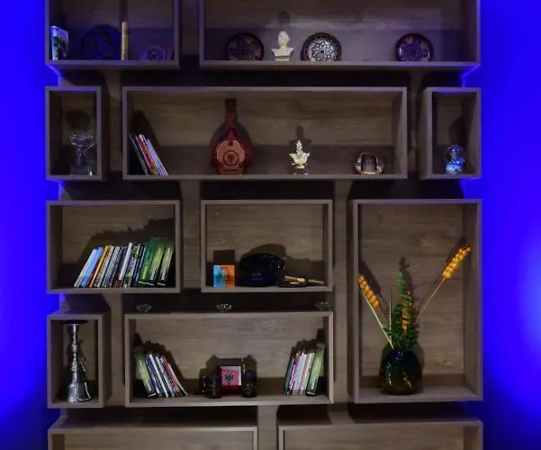 Comfort Center Szálloda Tirana