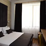 Comfort Center Hotel 4*