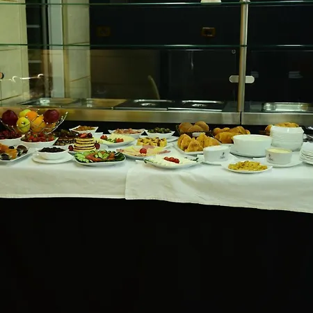 Comfort Center Hotel 4*