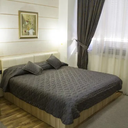 Hotel Comfort Center 4*