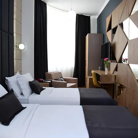 Hotel Comfort Center 4*