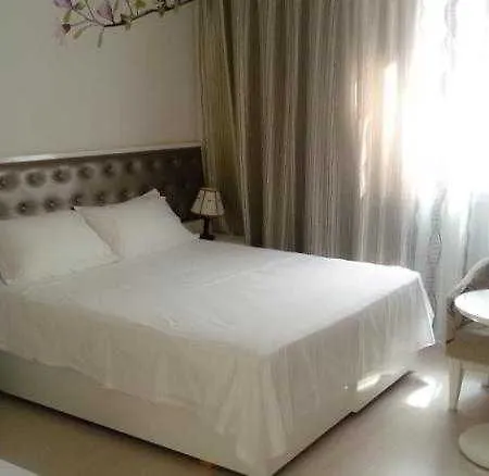 Comfort Hotel Tirana