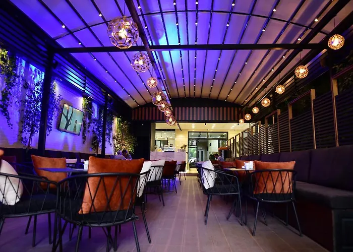 Отель Comfort Center