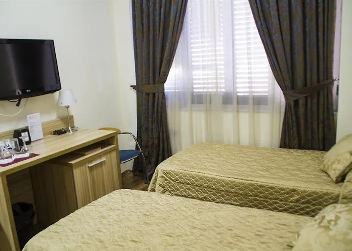Comfort 4* Tirana