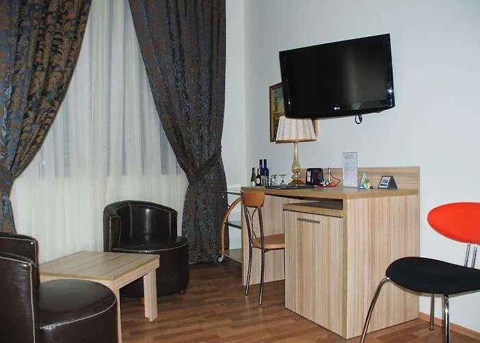 Comfort Center Hotel Tirana